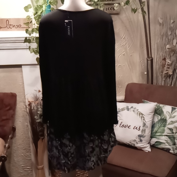 Dress - Picture 4 of 6